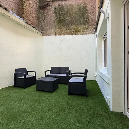 Le Logis Du Val Patio Prive Au Coeurde Climatisation Apartment